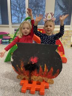 Peklíčko, přechod přes lávu s hříšníkem a blešky v kožíšku